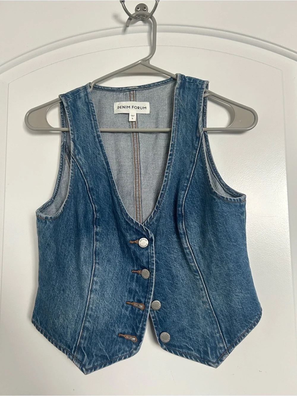 Aritzia Denim Forum The 90's Mia Denim Vest Size S Boho Western Festival Chic - Picture 2 of 13
